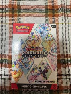 Pokémon Scarlet & Violet Prismatic Evolutions Booster Bundle