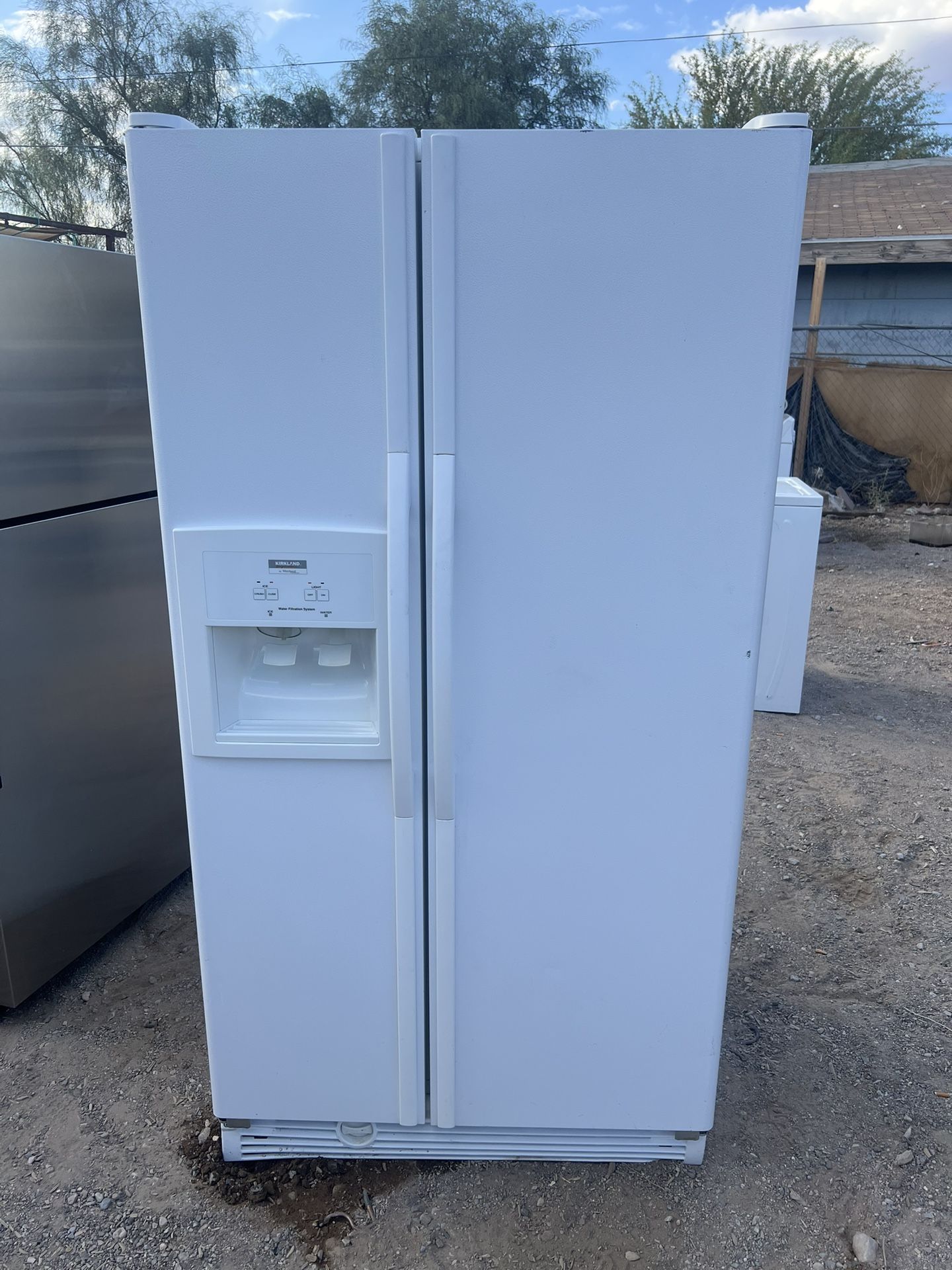 KIRKLAND REFRIGERATOR