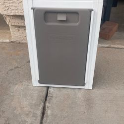 Dog Door New, Medium And Tall 92-96”