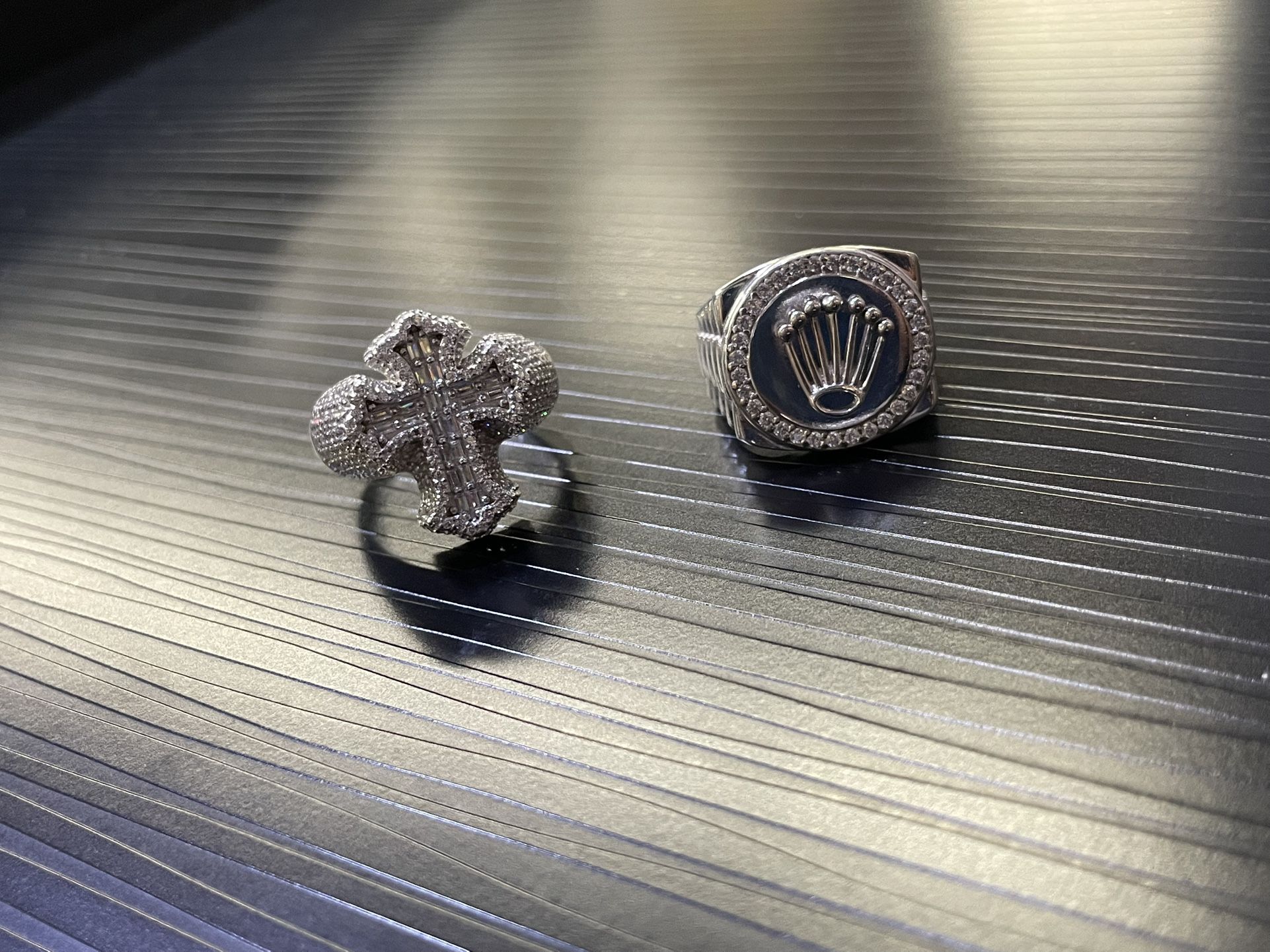 Only Cross Available 🥶 SILVER 