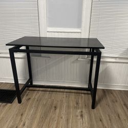 Kitchen Table (4FT Long) (2FT Wide) 
