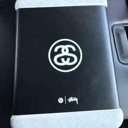 Beats By Dre X STUSSY