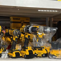 New tools, in good condition.  Prices vary, ranging from $50 -$ 99 to   $580 . There is a one month warranty , the money is not returned, only credit 