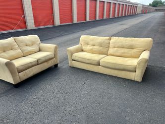 Couch & loveseat
