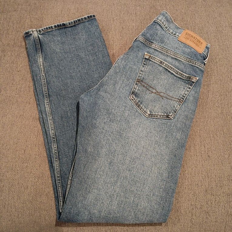 Men's Signature Levi Strauss Jeans, Loose Fit, Levi's Blue Jeans, Size 32X34
