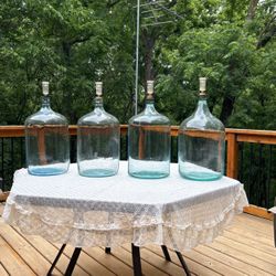 1929&1930 Glass jars