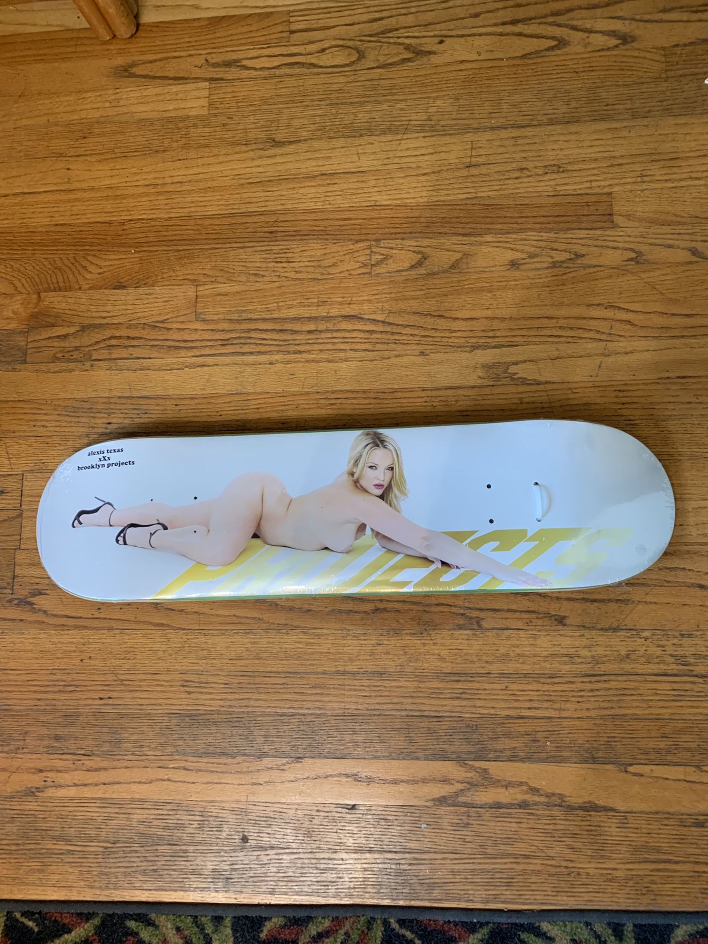 Alexis texas skateboard (75) фото