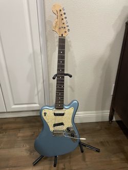 Squier Pananormal Super-sonic (Ice Blue Metalic)