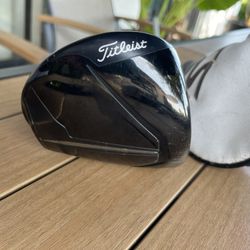 Titleist TSR 2 Driver 9.0 Stiff Flex💰 $185 OBO✅ Ask For A Bundle Price?