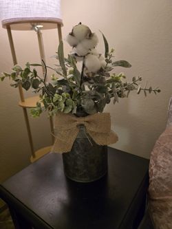 Cotton And Leafy Green Arrangement