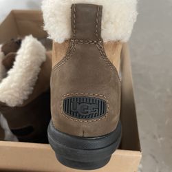 Ugg Women’s Size 7