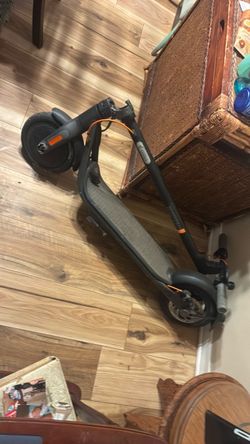 Electric scooter
