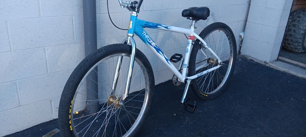 Throne 29r Blue Flame Bmx 