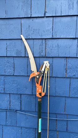 Tree branches trimmer