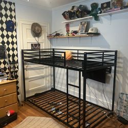 Twin Bunk Bed 