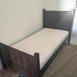 Twin bed
