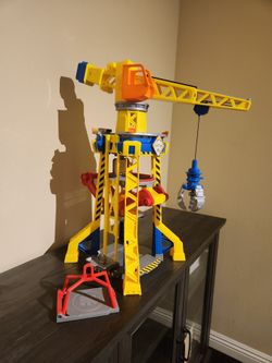 Paw Patrol Bark Yard  Crane Toy
