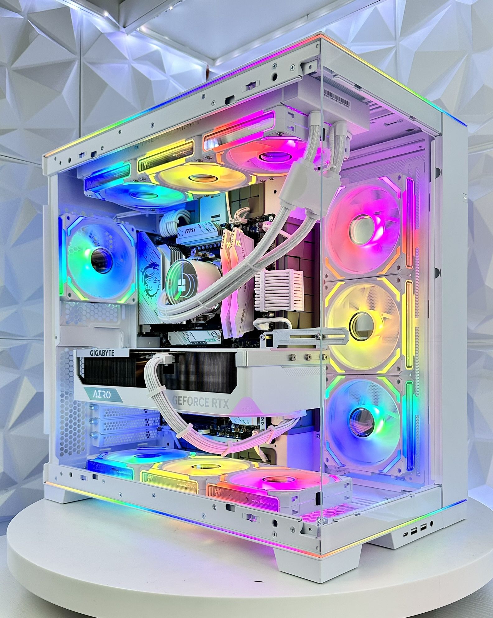 *Payment Plans Available* Nvidia RTX 5080 AMD Ryzen 9 9950X3D 32GB RAM 2TB SSD DDR5 RGB Gaming PC