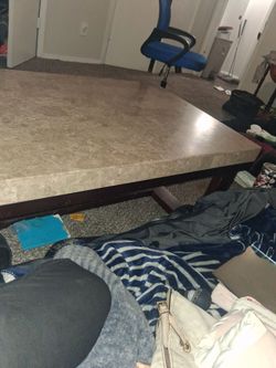 Crate and barsons coffee table