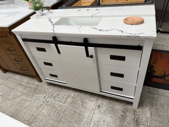 Bathroom cabinet