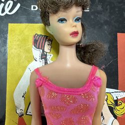 Lot Of Vintage Barbie Dolls With Clothes