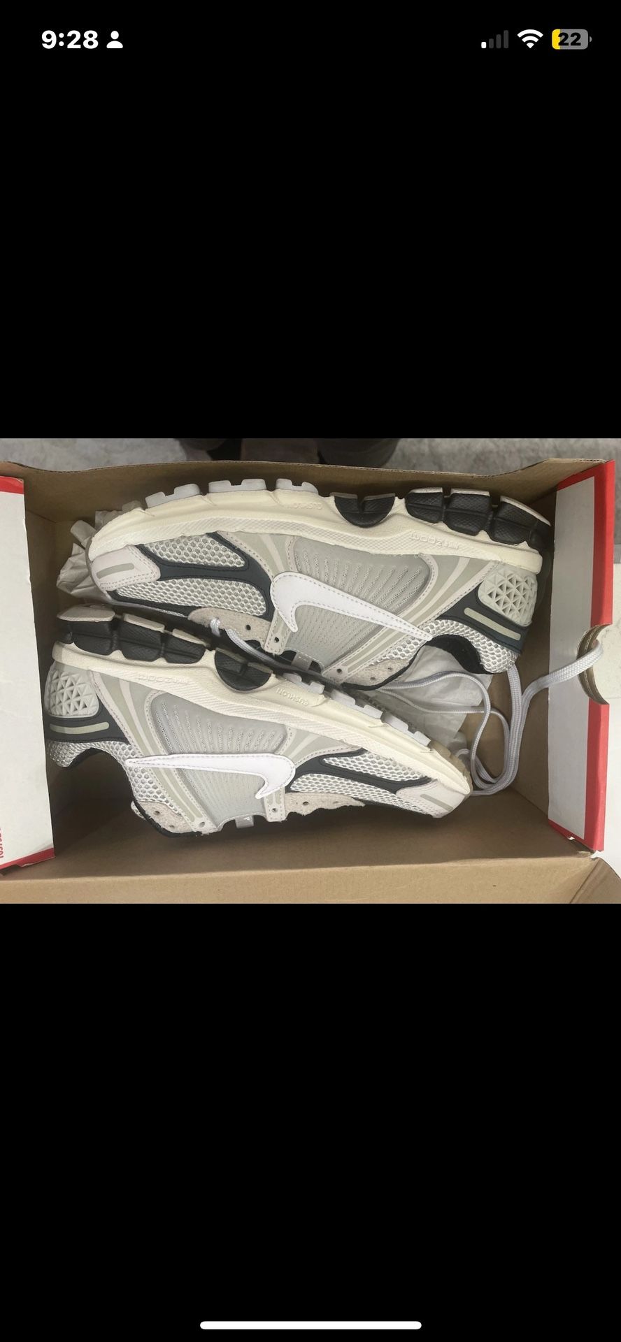 Nike Supersonic Vomeros Men’s Size 7 EUR 40 Women’s 8.5