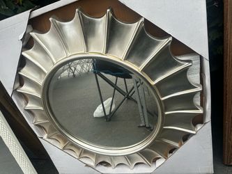 Brand New Decorative Wall Mirrors – Multiple Sizes