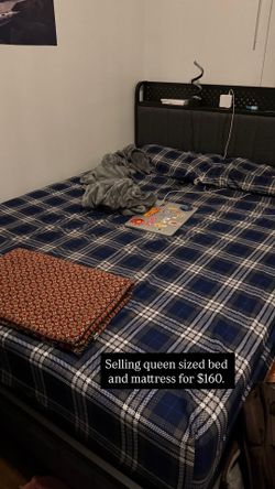 Queen size bed with mattress