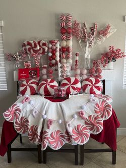 Candy cane peppermint Xmas set brand new