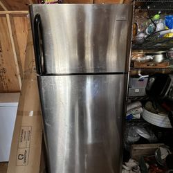 Frigidaire fridge For Sale