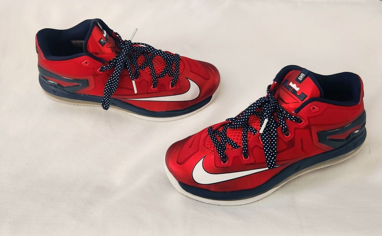 NIKE Max Lebron 11 Low Independence Day Limited Edition Exclusive sneaker 10.5 Men s blue red multicolored multicolor colorblock Trades Welcome for Sale in Chula Vista CA OfferUp
