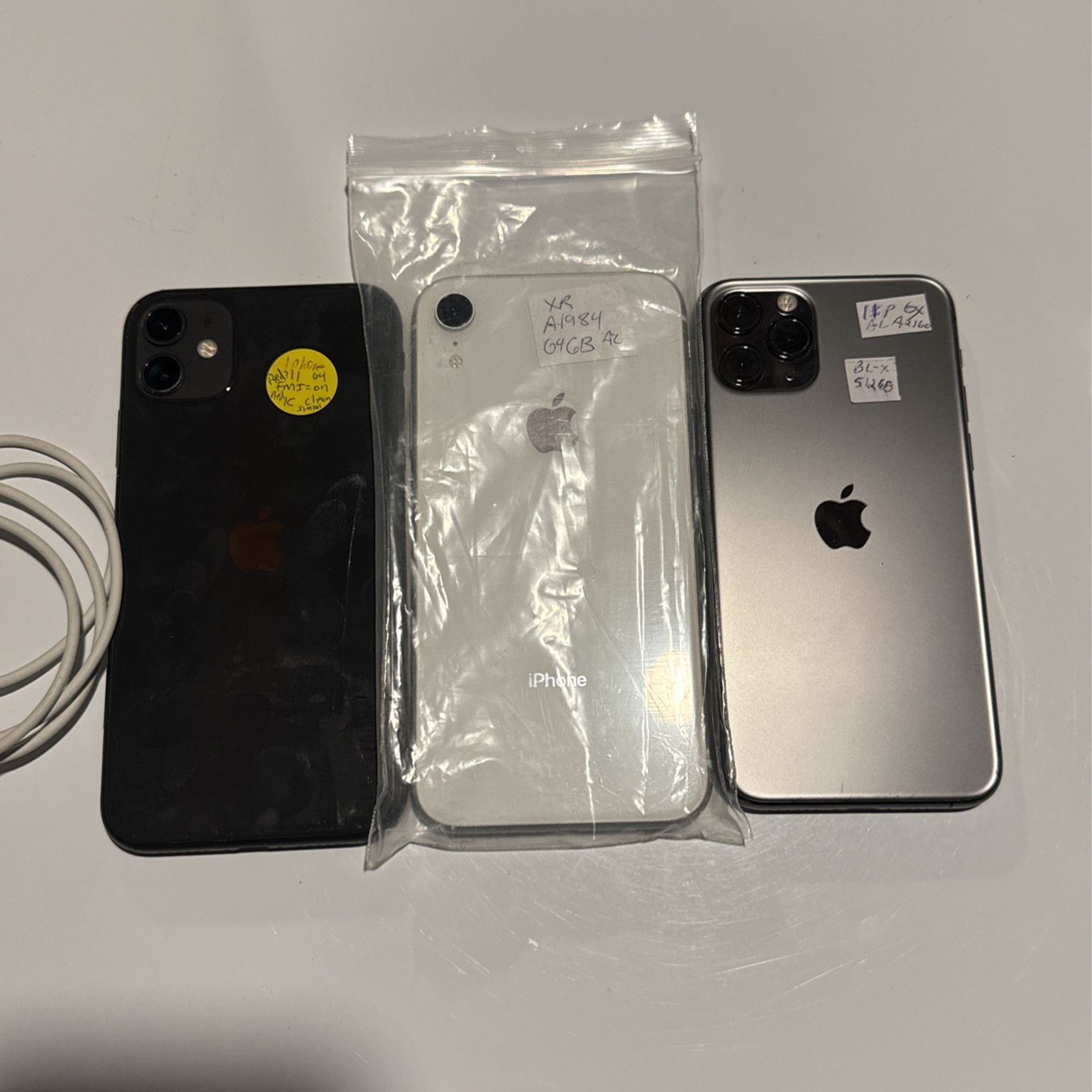 iPhones X 13P 11P XR Lot