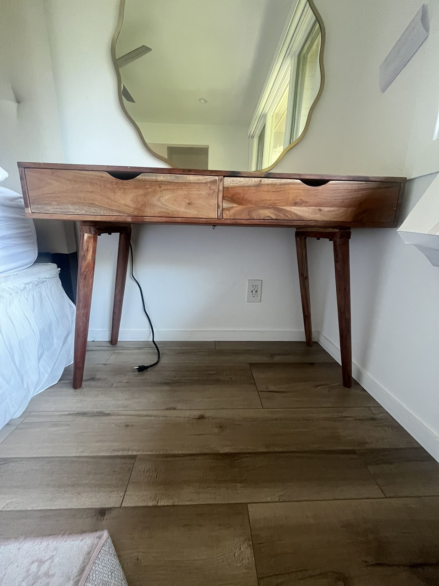 wood desk