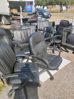 OFFICE CHAIRS AVAILABLE FOR SALE!!!! EACH 