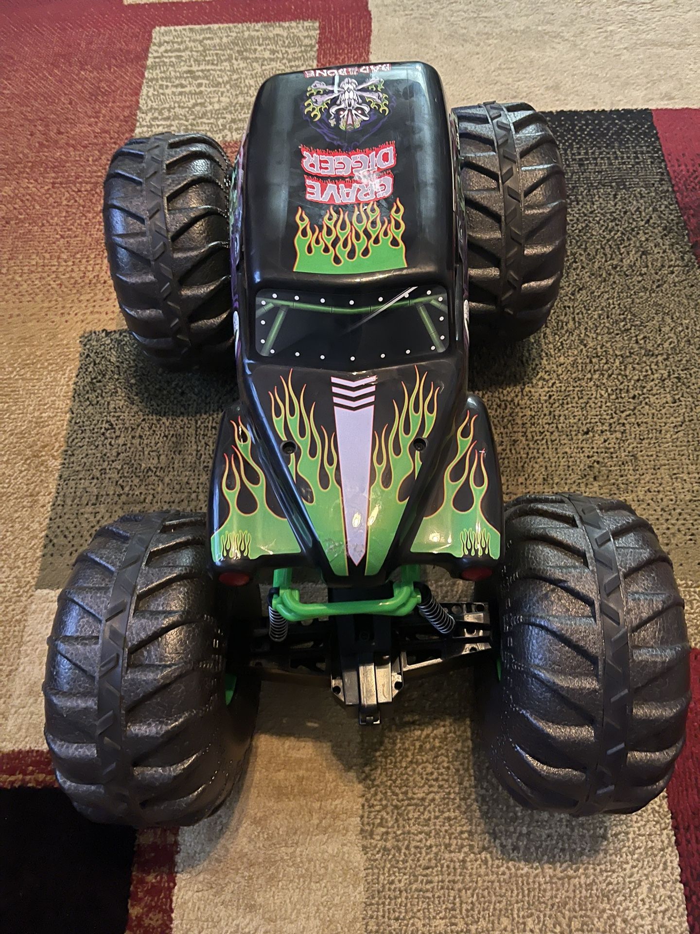 Monster Jam, Mega Grave Digger All-Terrain Remote Control Monster Truck, 1:6 Scale
