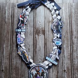 Fortnite Graduation Lei