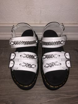 Dr. Martens Voss II Quad Chain Buckle White Platform Sandals Size 7 Grunge Punk