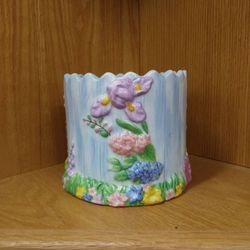 Design All Around Flower Pot