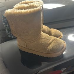 Ugg Girls Boots 12