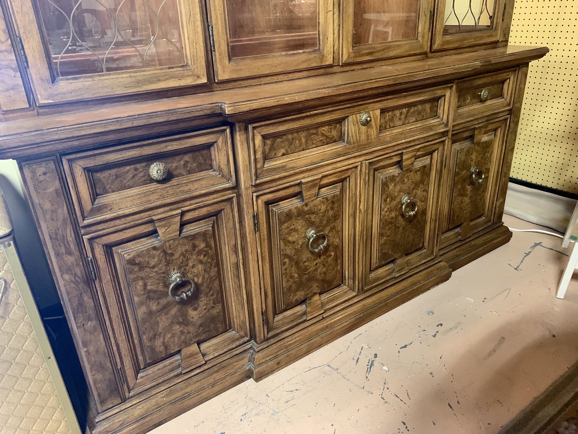 Vintage Thomasville LightUp Hutch with Burlwood Inlay for Sale in