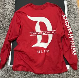 NWOT Adult Disney Red Size XL- Long Sleeve Graphic Print T-Shirt Authentic