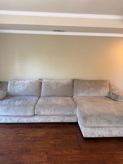 Living Spaces Lodge Deep Sectional Couch - Great Condition!