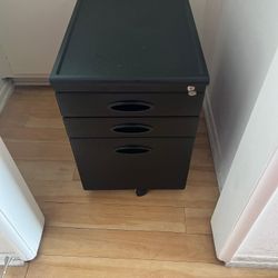 Archivero 🗄️ de Metal con Candado  Metal filing cabinet 🗄️ with lock