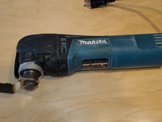 Makita Oscillating Tool. MT3010C