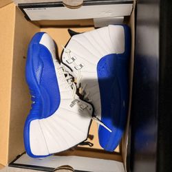 Jordan 12 size 9