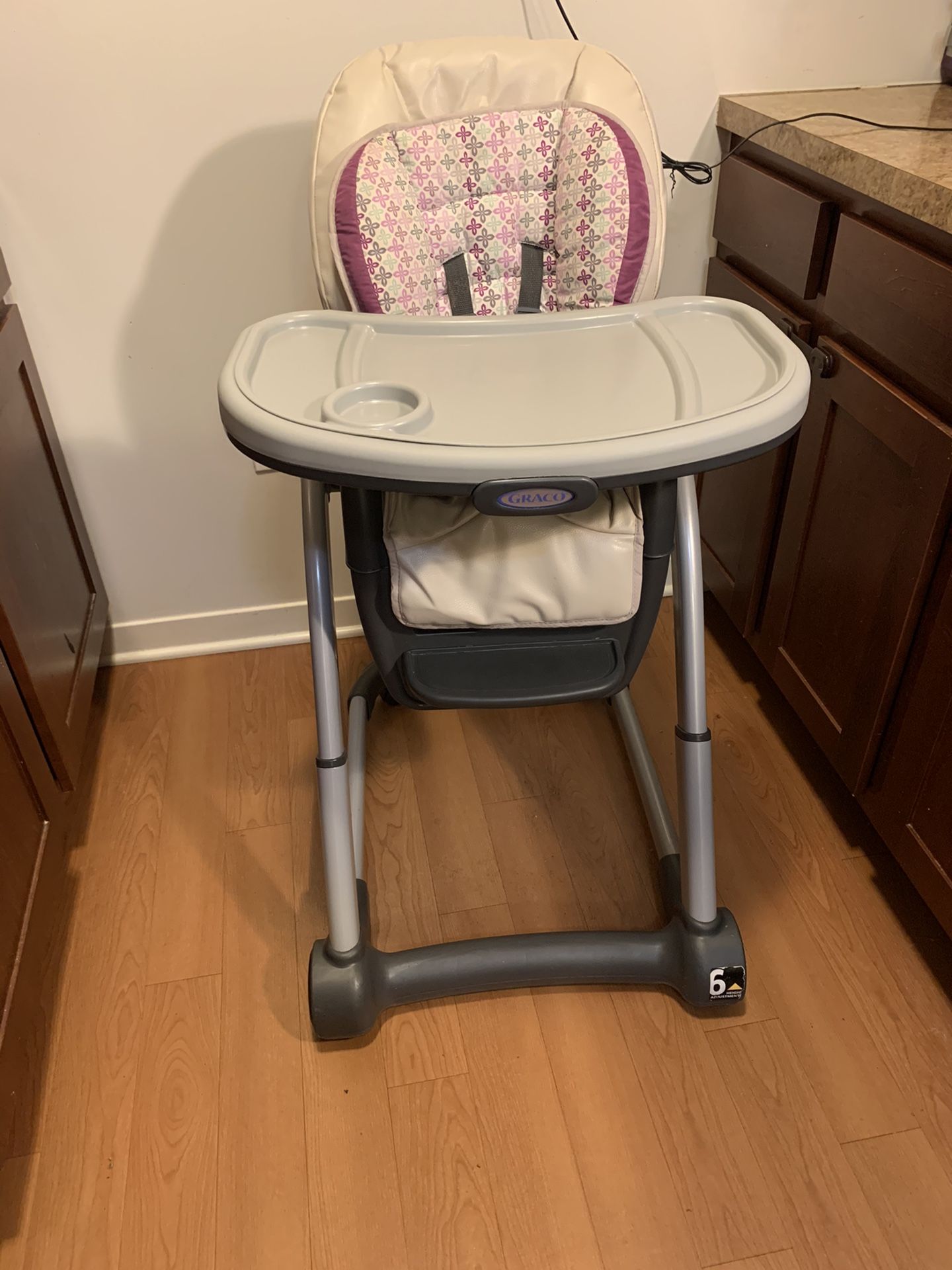 Graco Blossom 6-in-1 Seating System Convertible High Chair