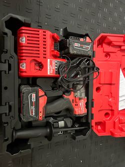 Milwaukee M18 FUEL 18V Lithium-Ion Brushless Cordless 1/2 in. Hammer Drill Driver Kit with Two 5.0 Ah Batteries and Hard Case