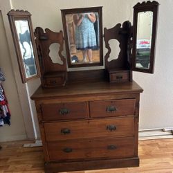 Dresser With Mirrors