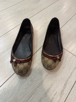 Gucci GG Canvas Ballet Flats Size 9