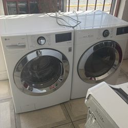 LG washer and dryer Gas